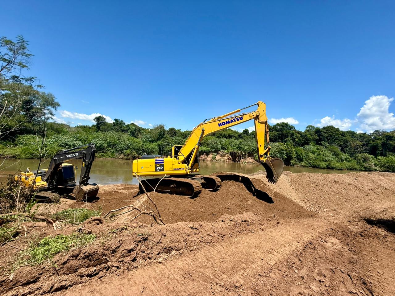 Desassoreamento do Rio Paranhana avança em Taquara e reforça prevenção contra alagamentos