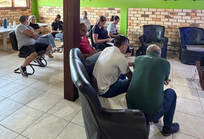 Agricultores participam de curso de Nota Fiscal Avulsa Eletrônica em Parobé