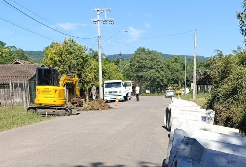 Administração municipal inicia novas obras de pavimentação em diferentes pontos de Taquara