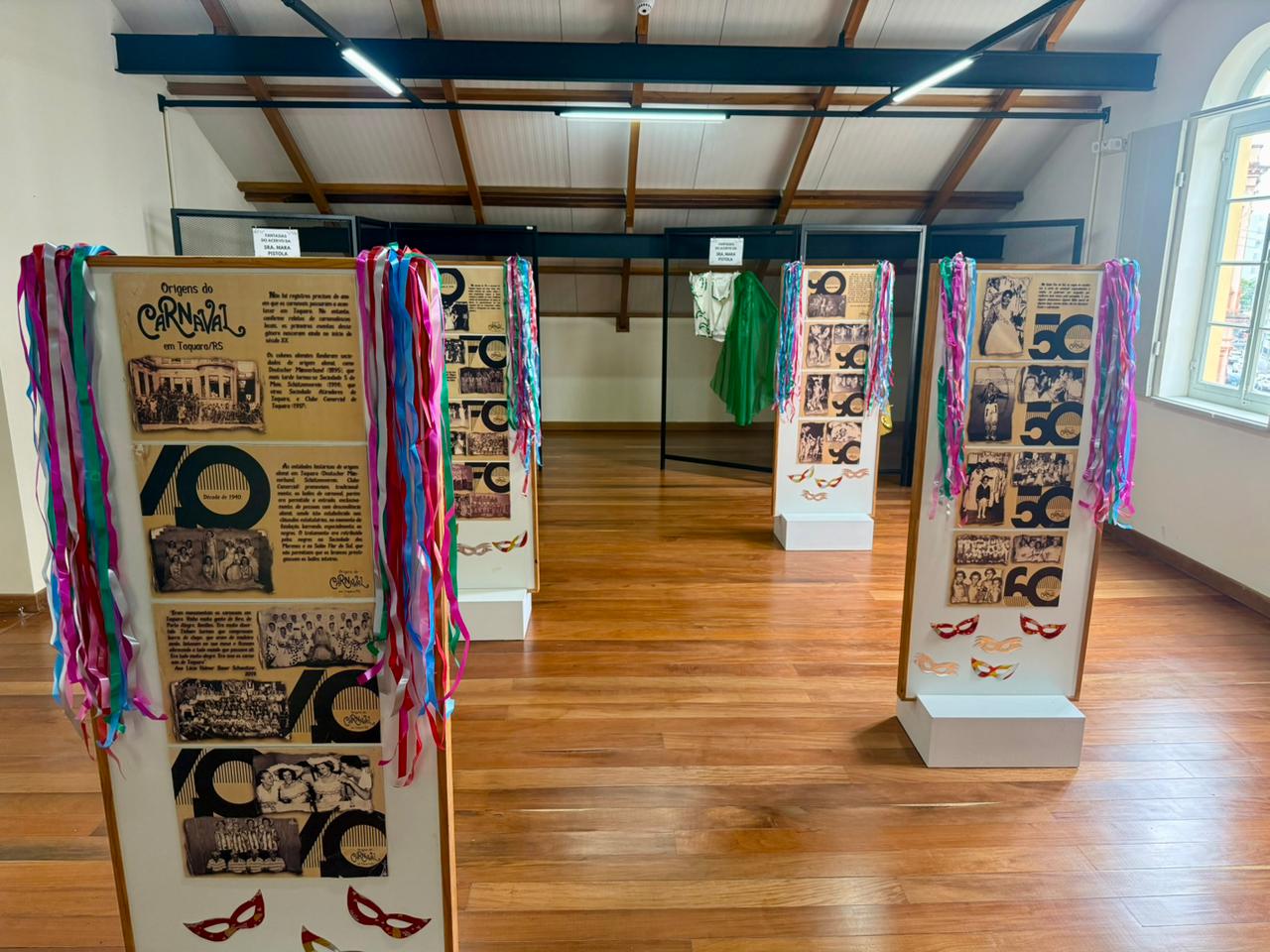 Exposição no Espaço Cultural Casa Vidal resgata as origens do Carnaval em Taquara