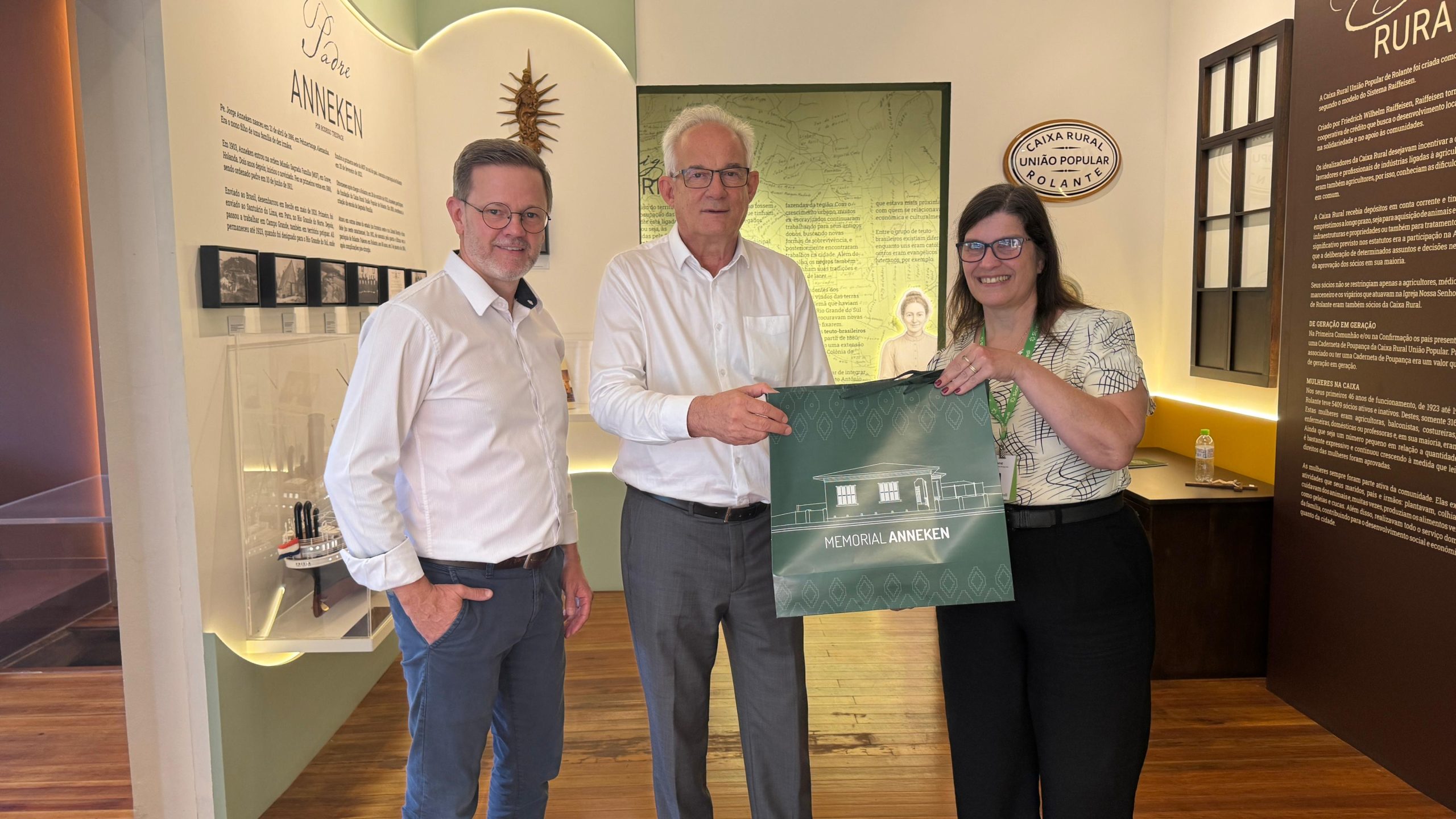 Presidente do Conselho da SicrediPar visita a Sicredi Caminho das Águas em Rolante