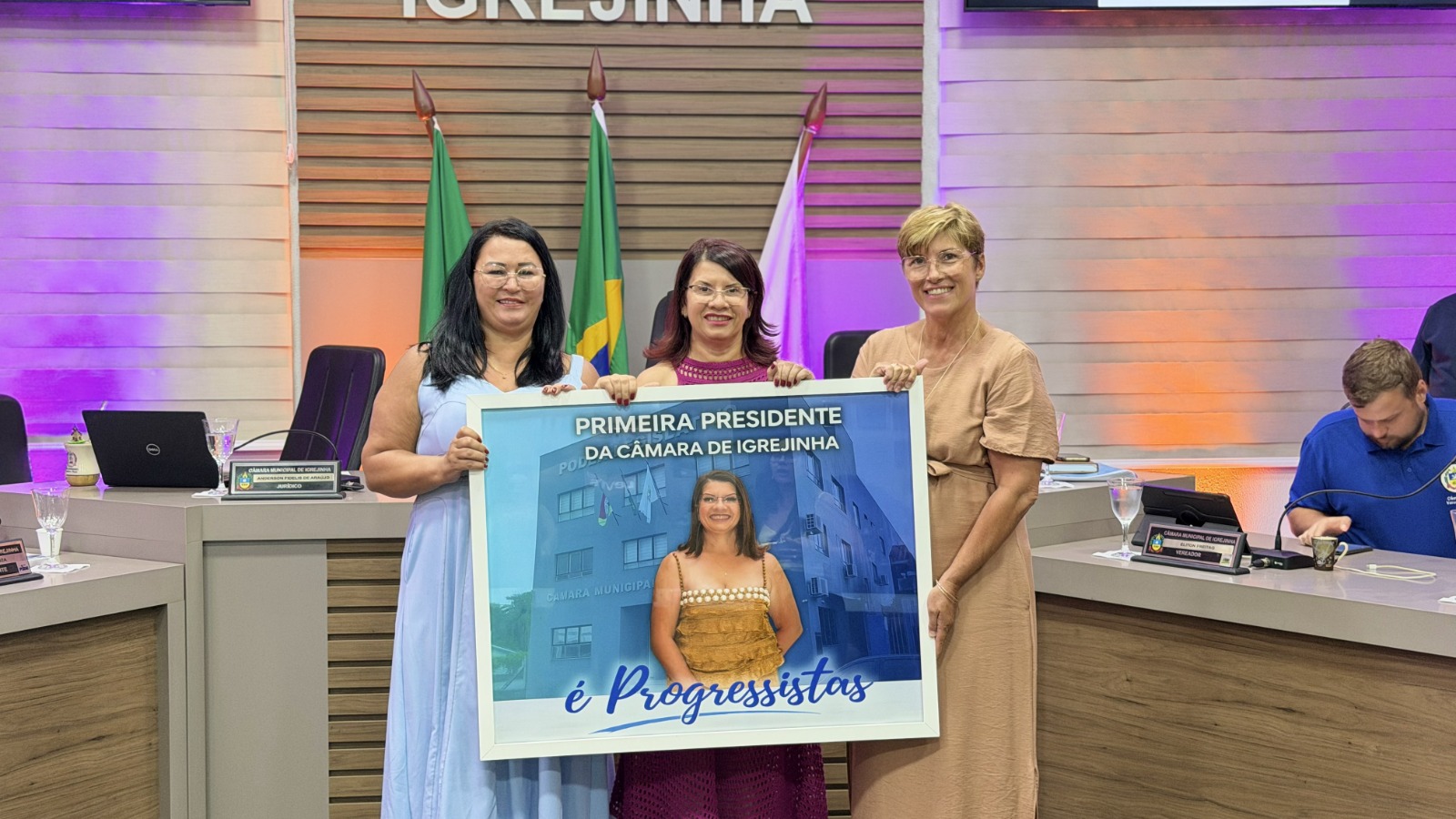 Câmara de Igrejinha tem, pela primeira vez, uma mulher na presidência