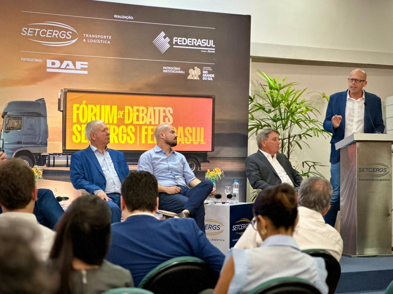 Deputado Joel volta a se posicionar contra novos pedágios no Bloco 1