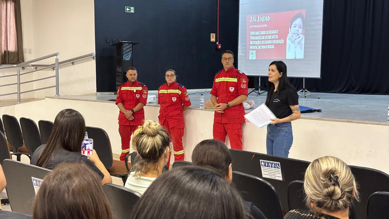 Igrejinha promove capacitação de primeiros socorros para profissionais da Educação Infantil