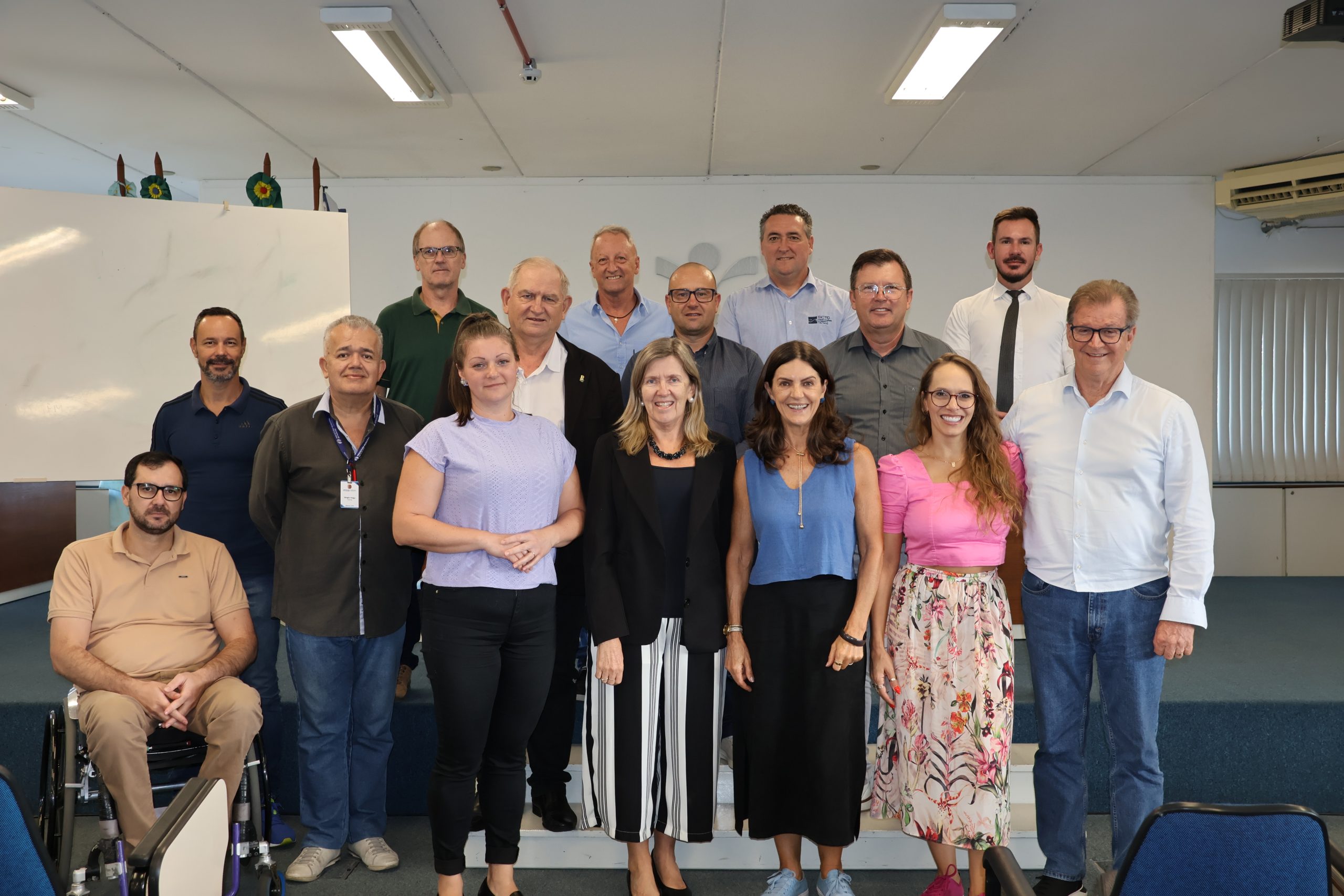 Corede/PES elege nova diretoria e homenageia Delmar Backes como presidente benemérito