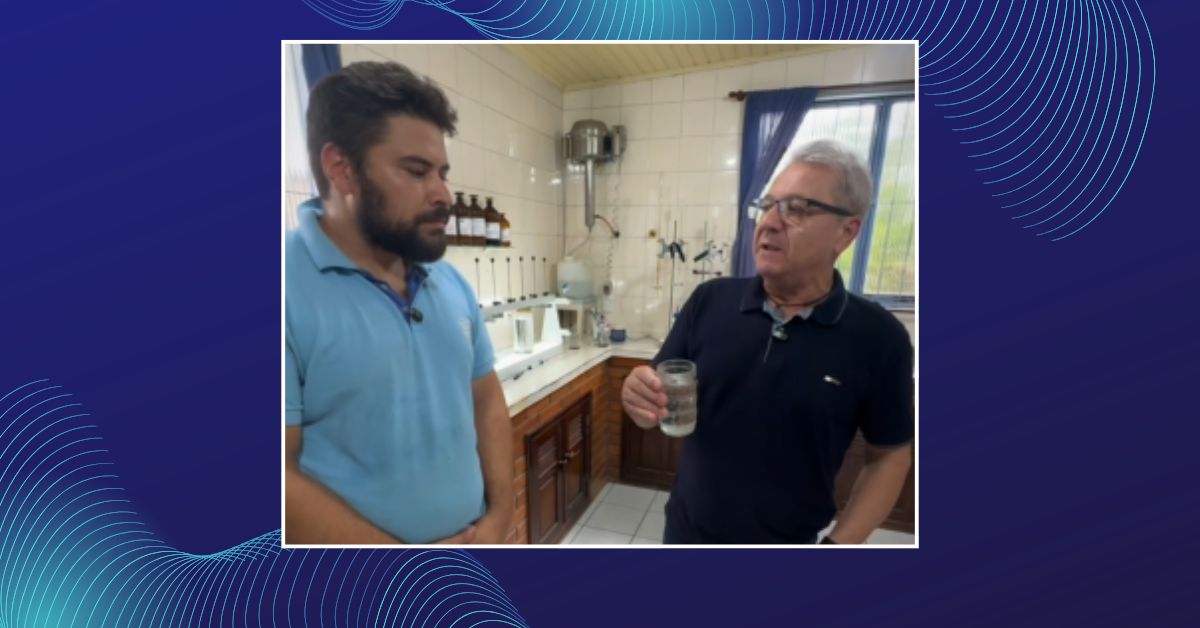 Prefeito de Rolante realiza fiscalização na Corsan e cobra solução para alteração na água