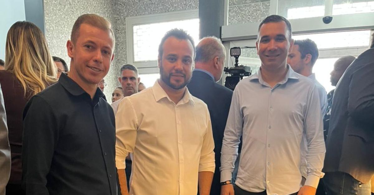 Parobé participa de ato e garante novos armamentos para a Polícia Civil