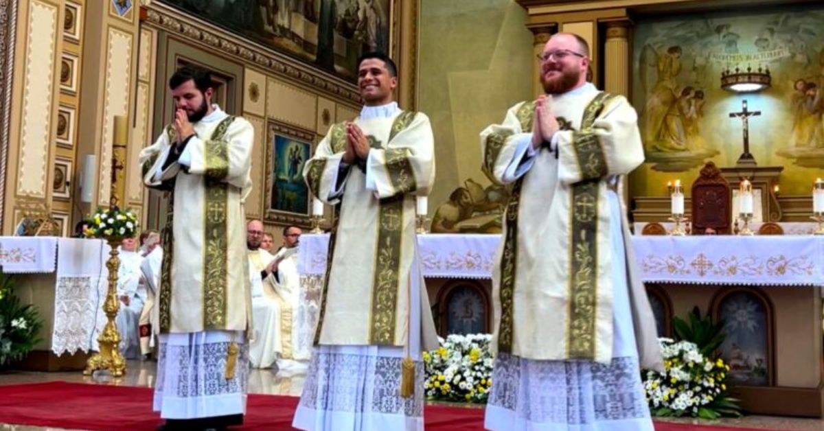 Dois diáconos ordenados na Diocese de Novo Hamburgo receberão ordenação sacerdotal em Parobé