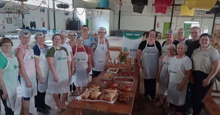 SINE promove curso sobre produção de mandioca em Rolante