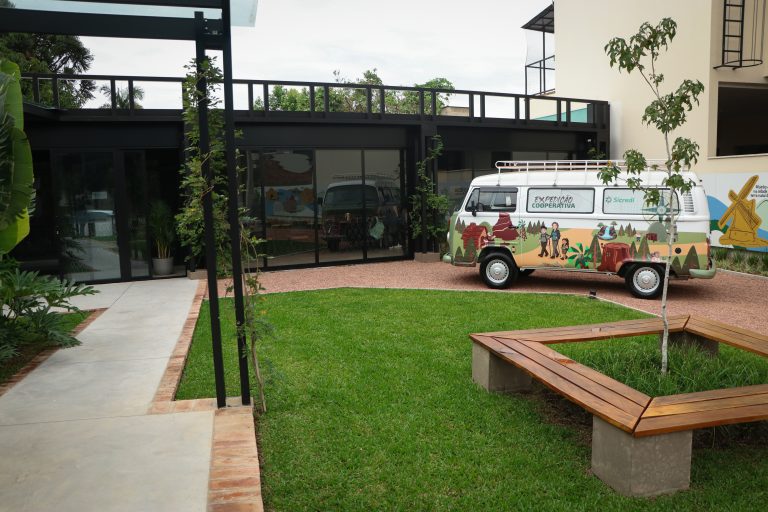 Sicredi Caminho das Águas celebra 140 anos do padre Jorge Annecken com evento aberto à comunidade e novas iniciativas no Memorial