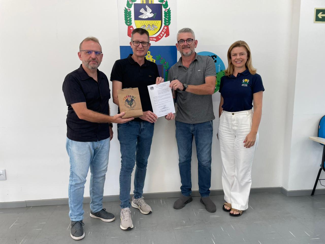 Prefeitura de Igrejinha renova parceria com a APAE e garante continuidade dos atendimentos