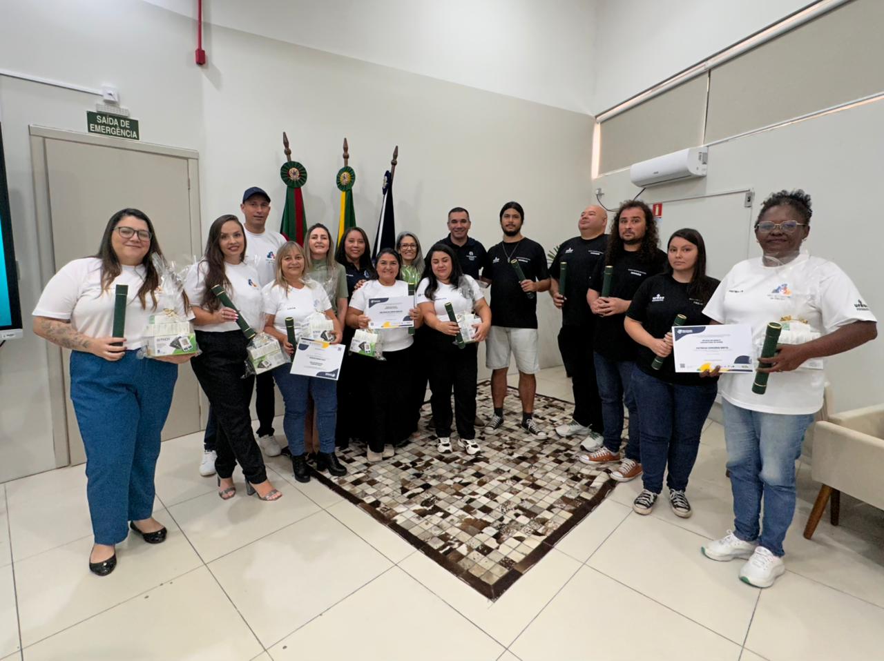 Parobé conclui formação de 13 agentes de saúde e endemias e reforça qualificação da atenção básica