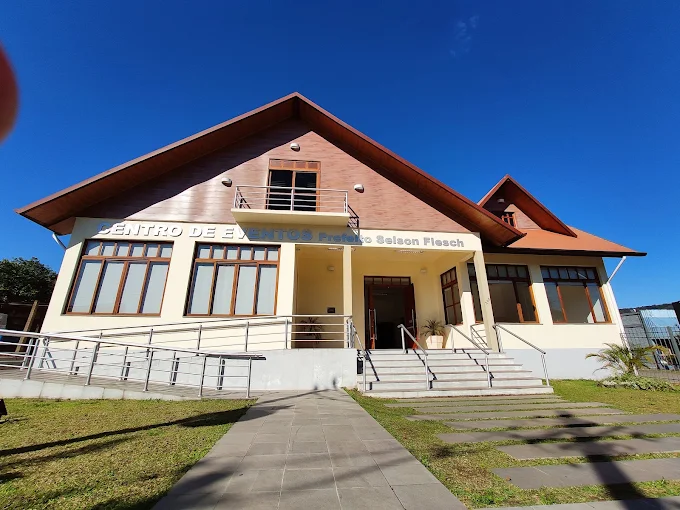 Sarau literário celebra os 120 anos de Mário Quintana em Igrejinha