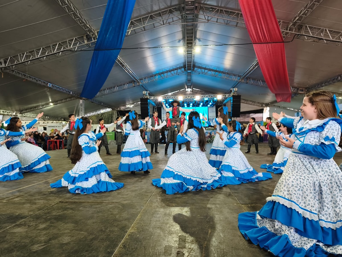 Três Coroas encerra com grande público, shows e destaque para feira da indústria local