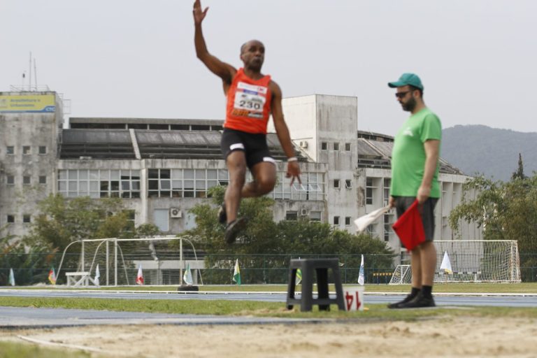 Atleta taquarense é destaque em competição estadual