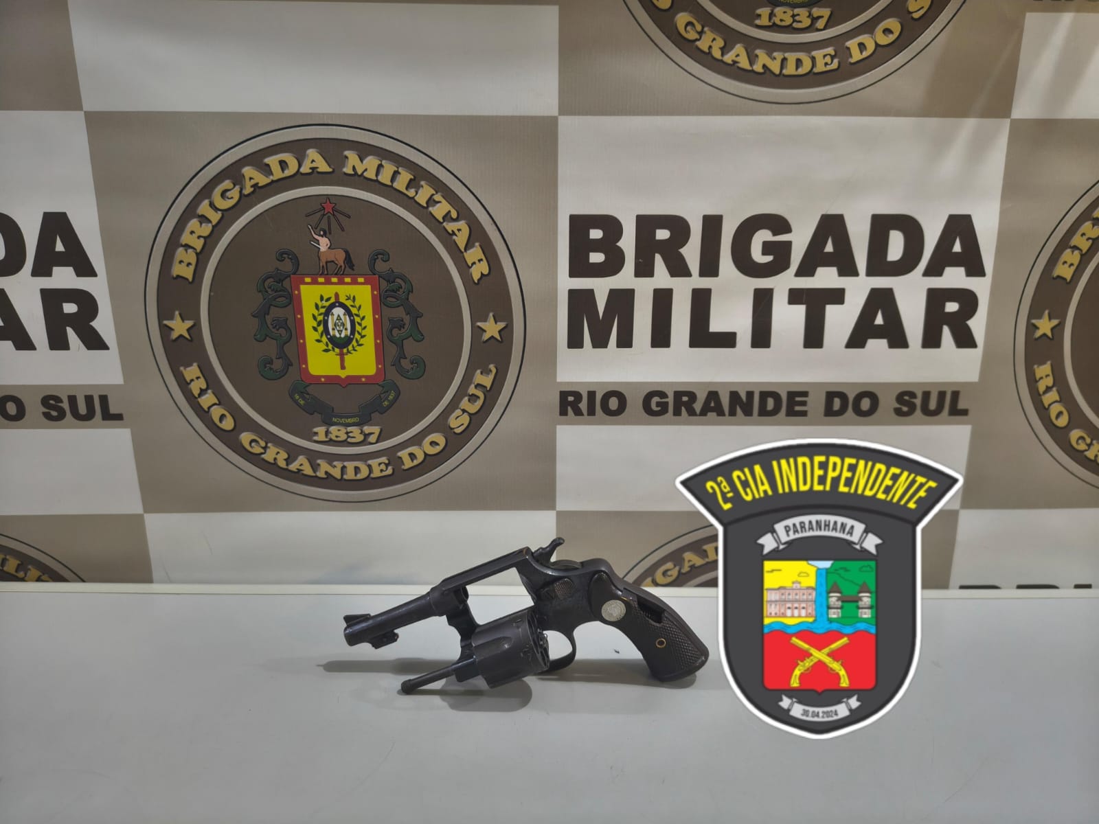 Brigada Militar prende dois acusados de envolvimento em roubo a residência em Igrejinha