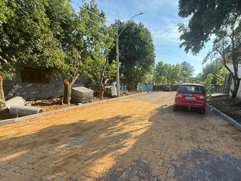 Parobé conclui pavimentação da Rua Clairton Paulo Brenner, no bairro Laranjeiras