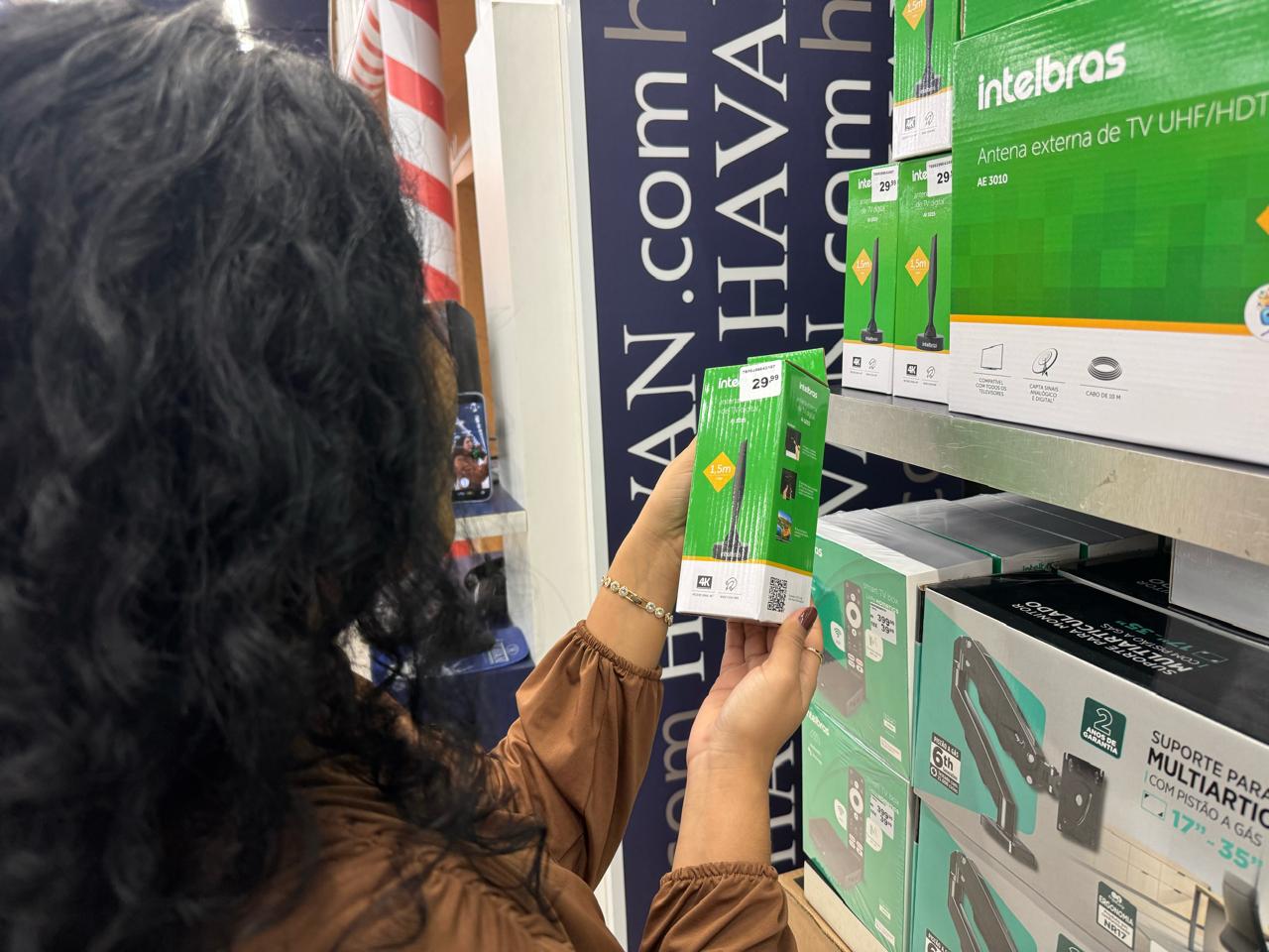 Vendas de antenas digitais crescem mais de 200% na Havan às vésperas da Copa do Mundo