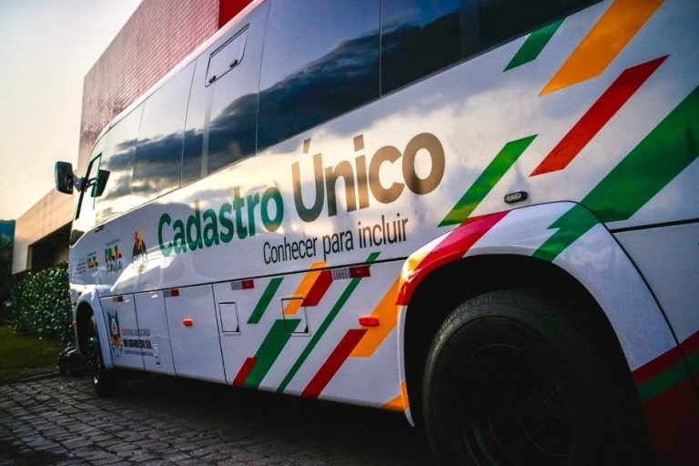 Ônibus do Cadastro Único do Governo do Estado atenderá famílias do Bolsa Família no Bairro Empresa