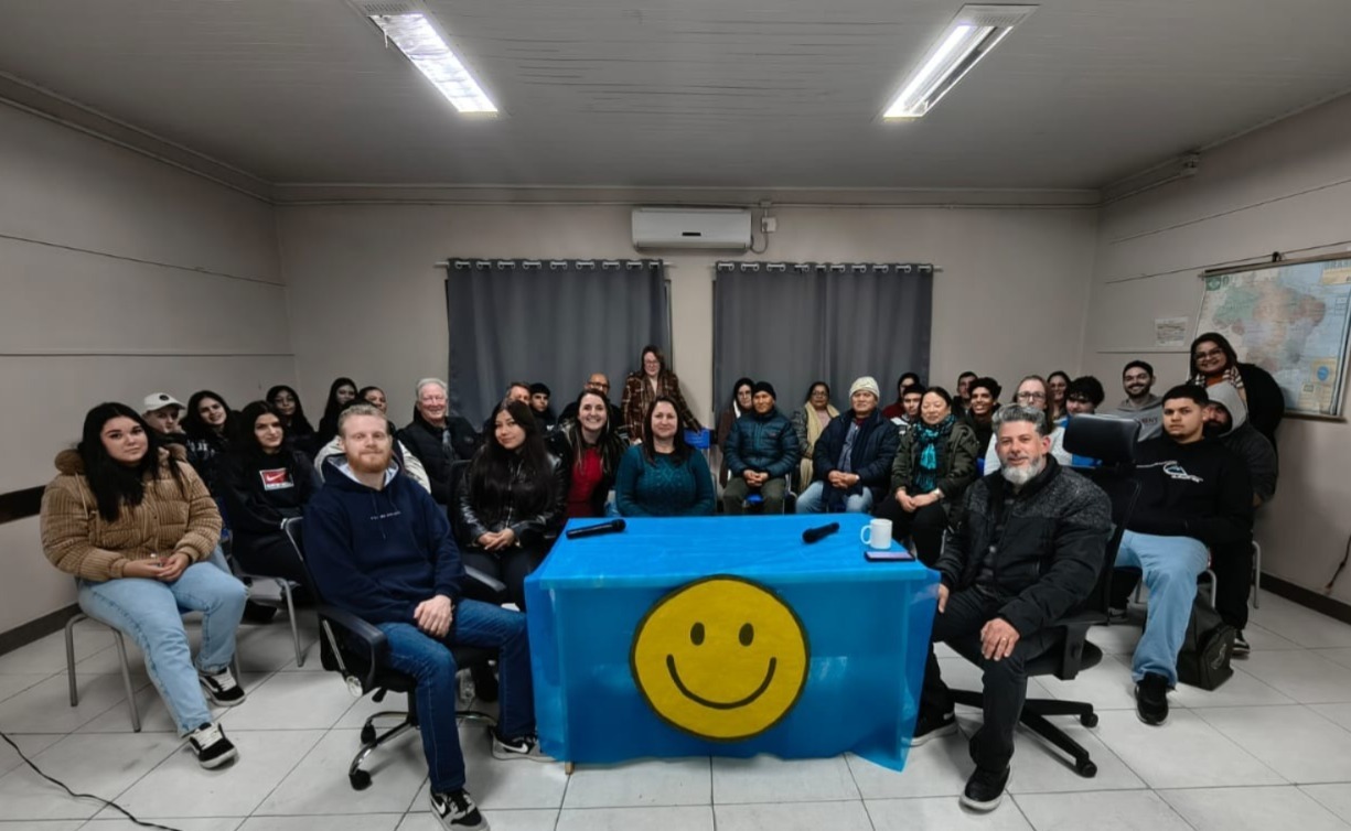 Podcast valoriza histórias de vida e incentiva estudantes da EJA em Três Coroas
