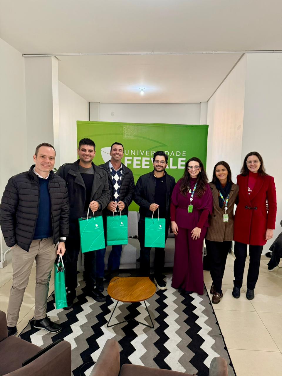Instituto Desenvolver participa de mais uma edição do Café com Conexões
