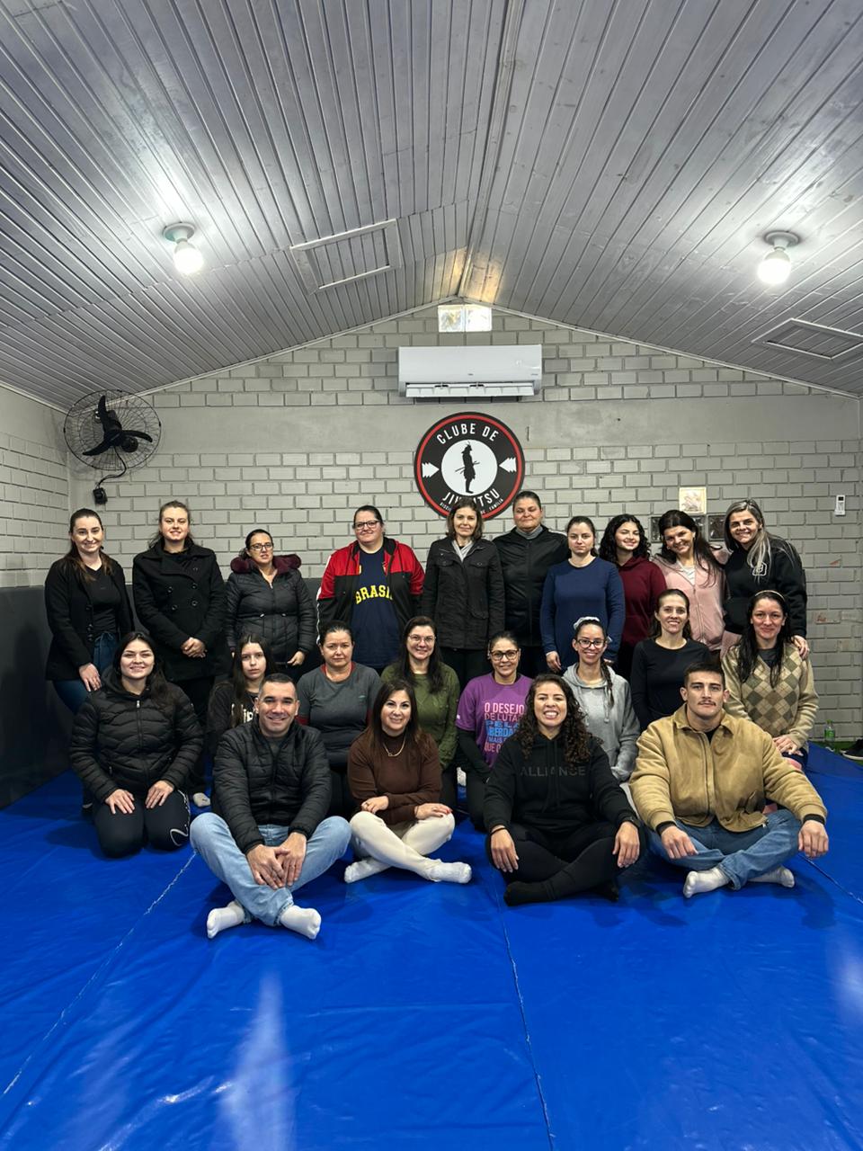 Oficina de Defesa Pessoal para Mulheres é concluída com sucesso em Parobé
