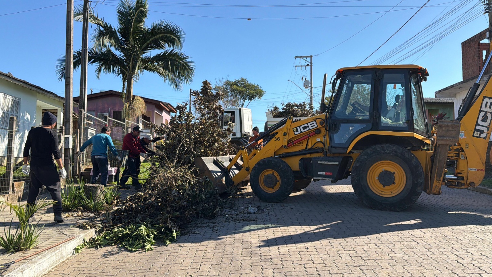 Medianeira será o próximo bairro a receber coleta de podas entre os dias 2 e 4 de julho em Taquara