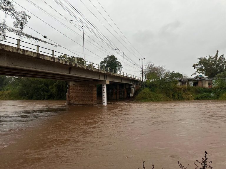 Defesas Civis do Vale do Paranhana intensificam monitoramento após acumulados de chuva e alertas meteorológicos