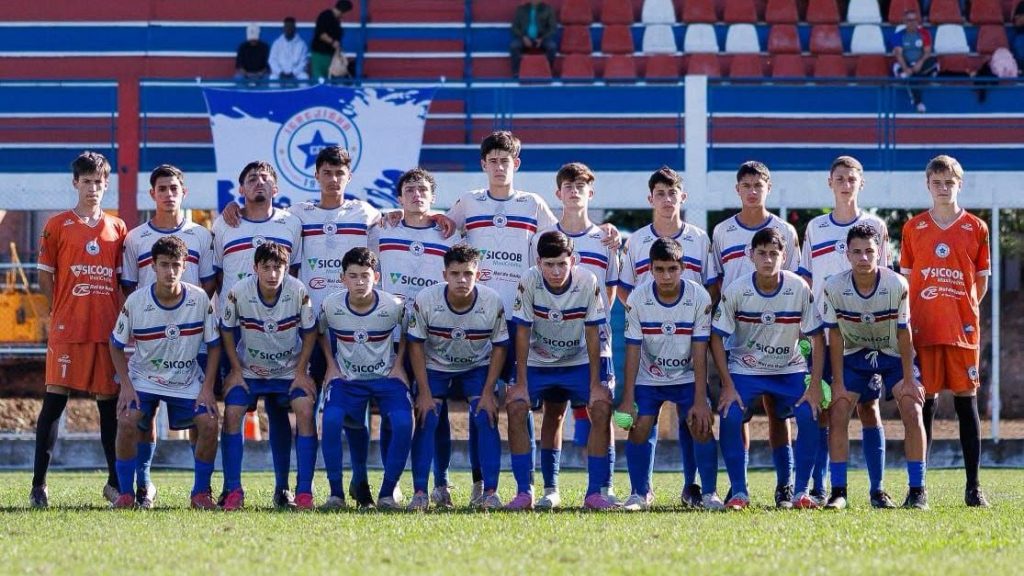 E. C. Igrejinha avança às quartas de final do Gauchão Sub-15 após eliminar o Aimoré