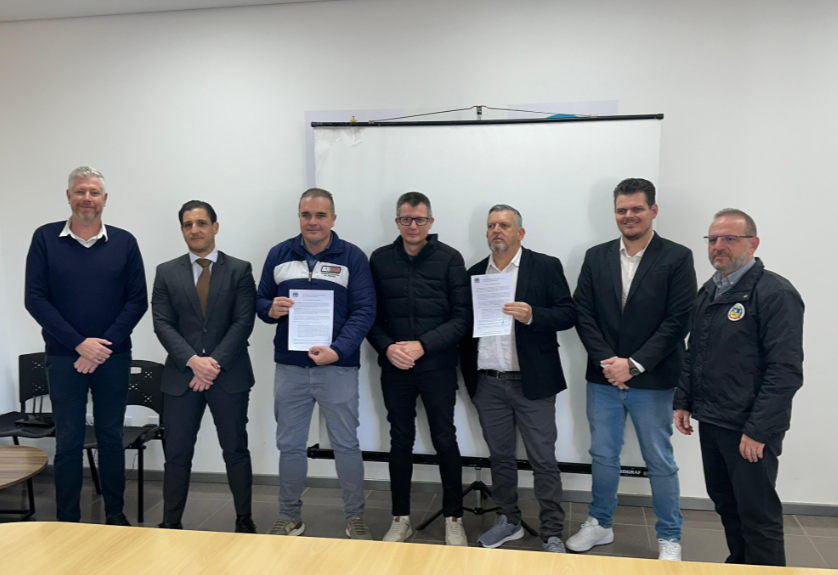 Igrejinha assina contratos para expansão de empresas e prevê mais de 50 novos empregos