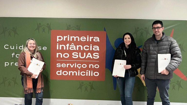Comitiva da Assistência Social de Três Coroas participa de capacitação regional sobre primeira infância