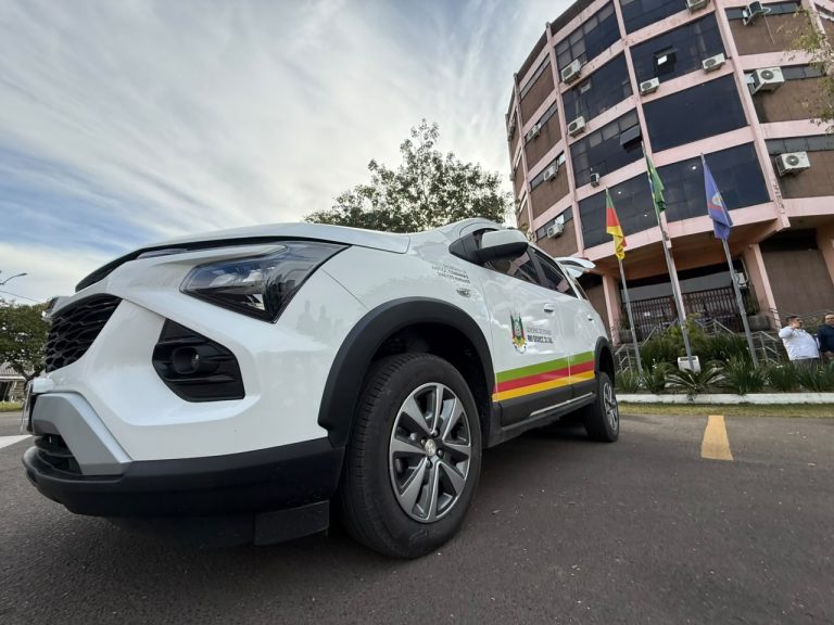 Parobé recebe veículo adaptado para reforçar transporte de pessoas com mobilidade reduzida e TEA