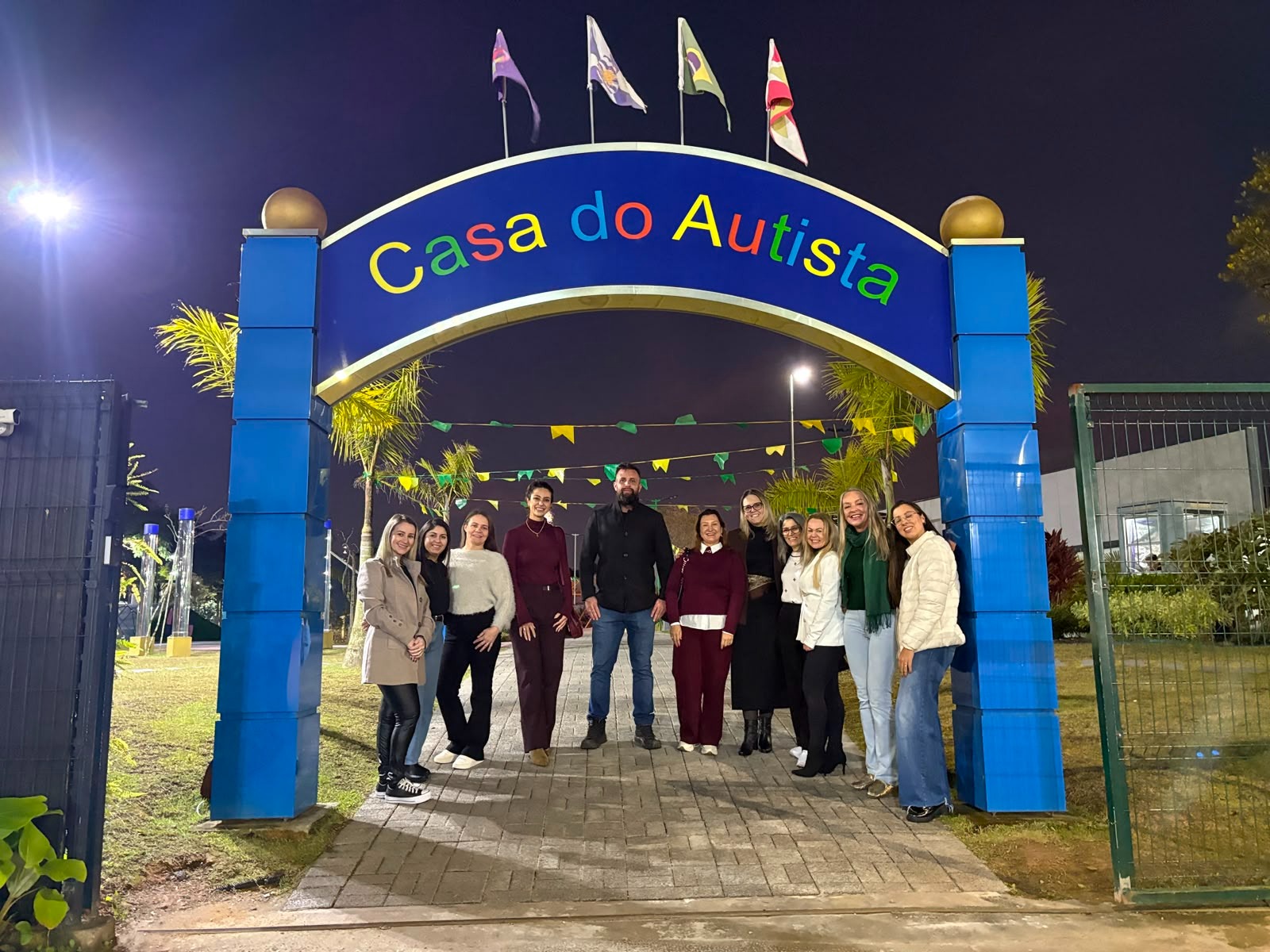Parobé visita Casa do Autista de Balneário Camboriú para conhecer modelo de atendimento