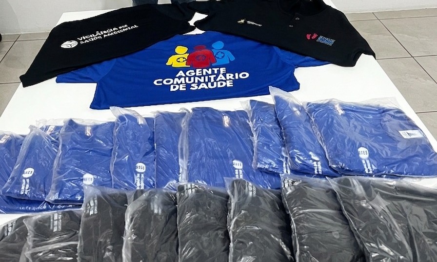 Prefeitura de Parobé entrega novos uniformes para equipes que realizam visitas domiciliares