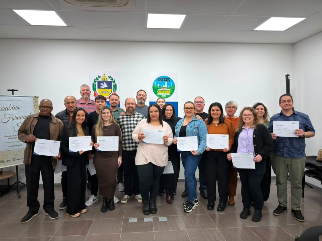 Prefeitura de Igrejinha forma 22 participantes em curso gratuito de Empreendedorismo Digital e IA