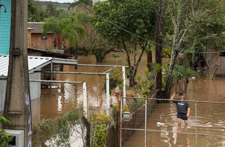 Nova onda de cheia mobiliza cidades do Vale do Paranhana; prefeituras retiram famílias e abrem abrigos