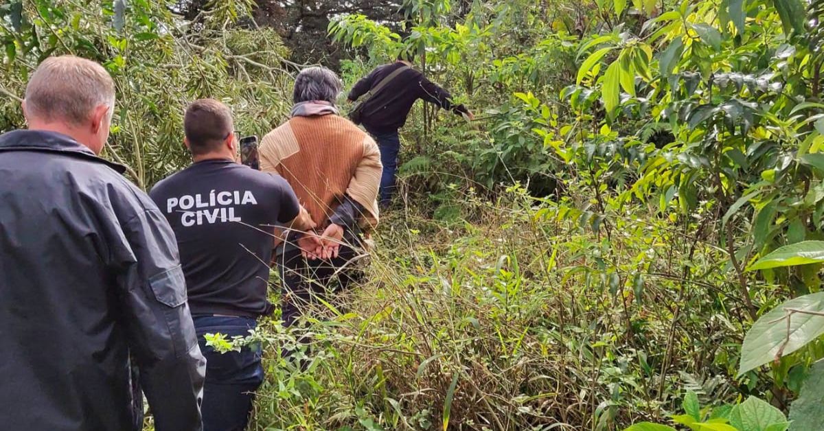 Homem condenado por estupro de vulnerável é preso após tentar fugir pelos fundos de imóvel em Taquara
