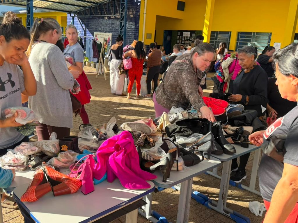 Varal Solidário leva acolhimento e solidariedade às famílias do bairro XV de Julho, em Parobé