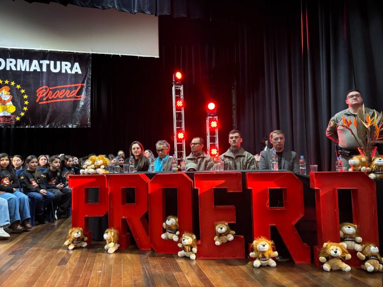 PROERD forma 162 alunos em Três Coroas com foco na prevenção às drogas e à violência
