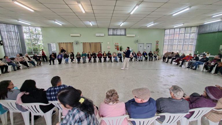 Integração dos grupos de idosos reúne cerca de 80 participantes em Três Coroas