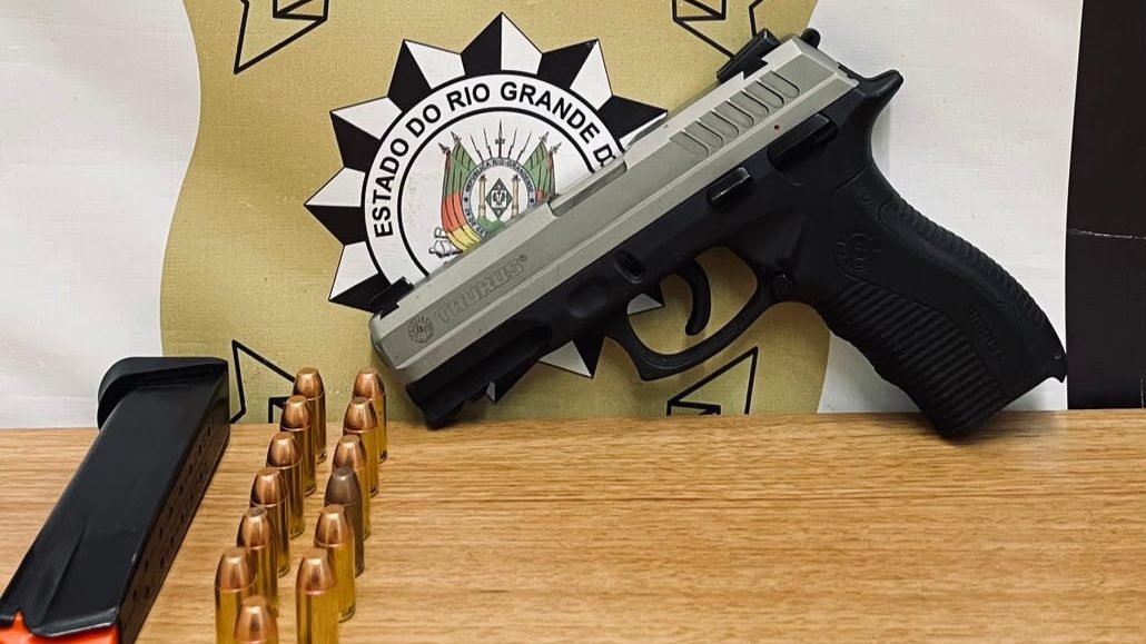 Polícia Civil apreende arma e prende homem durante operação em Taquara