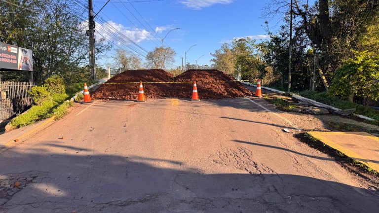 Reforma da ponte da Estrada Velha começa com preparação para nova contenção entre Taquara e Parobé