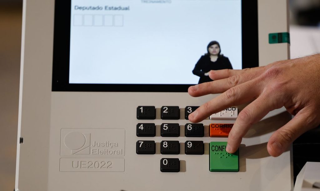 Eleições 2026: campanha eleitoral nas ruas e propaganda virtual começam neste domingo (16)