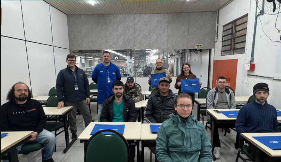 Rolante inicia curso de carpintaria e edificações em casas de madeira