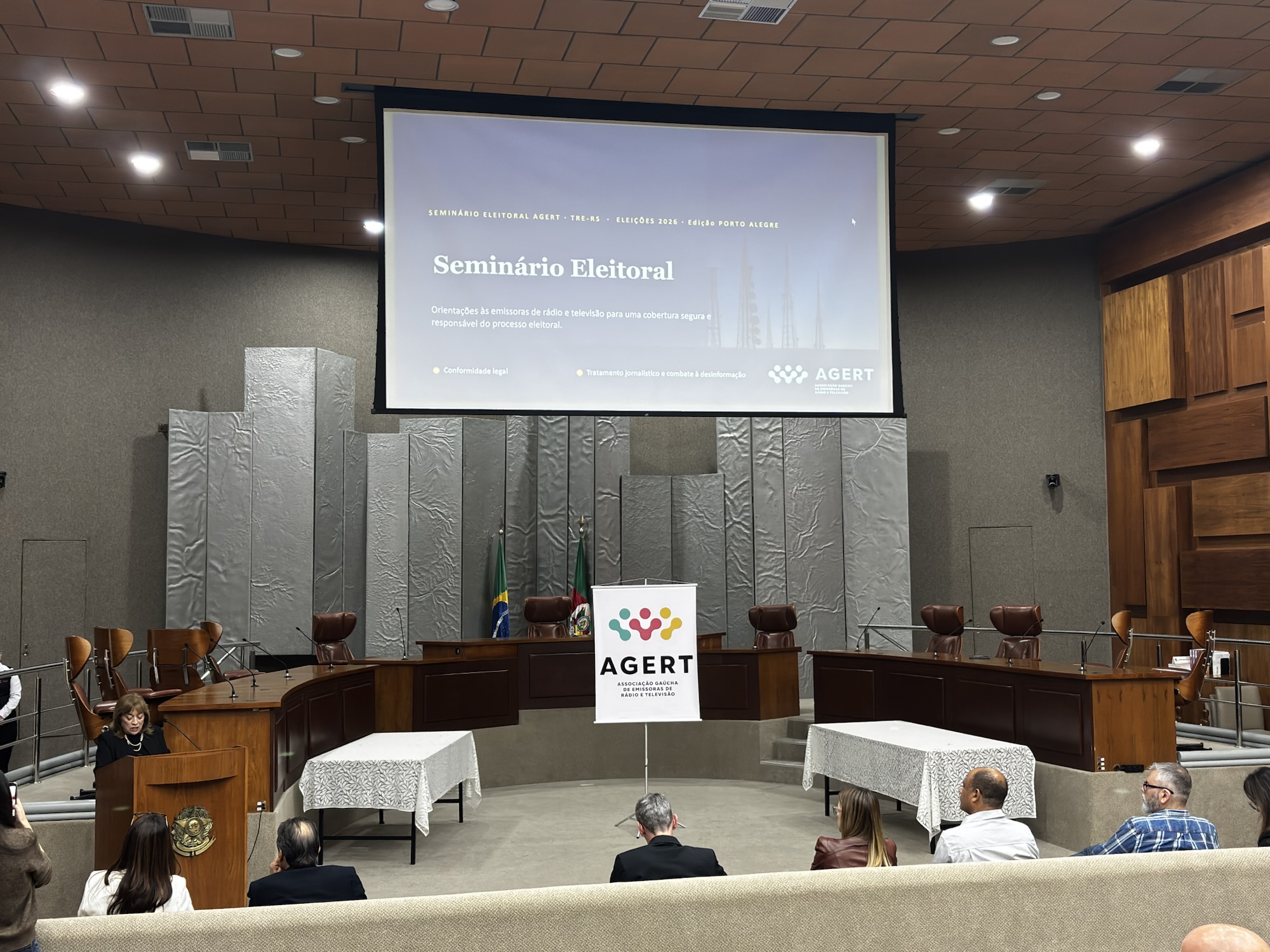 Seminário Diálogos Eleitorais aborda cobertura jornalística e regras para as Eleições 2026