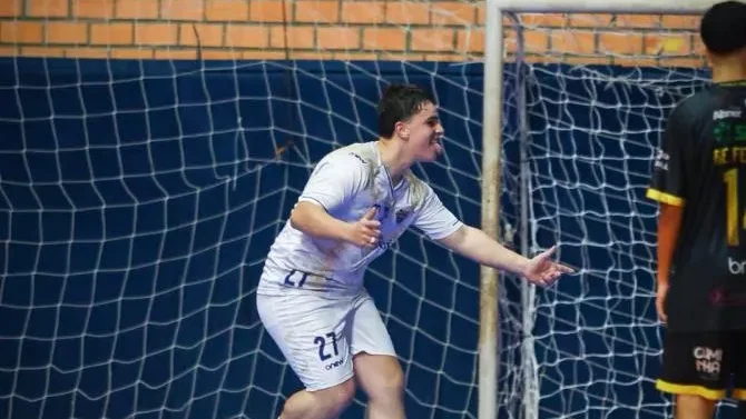 Parobé Futsal Sub-17 avança às oitavas de final do Campeonato Gaúcho