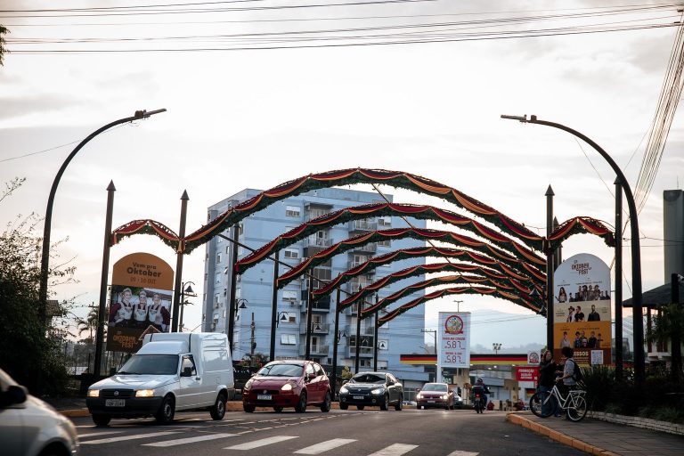 Oktoberfest de Igrejinha convida comunidade a decorar casas e comércios para a 37ª edição
