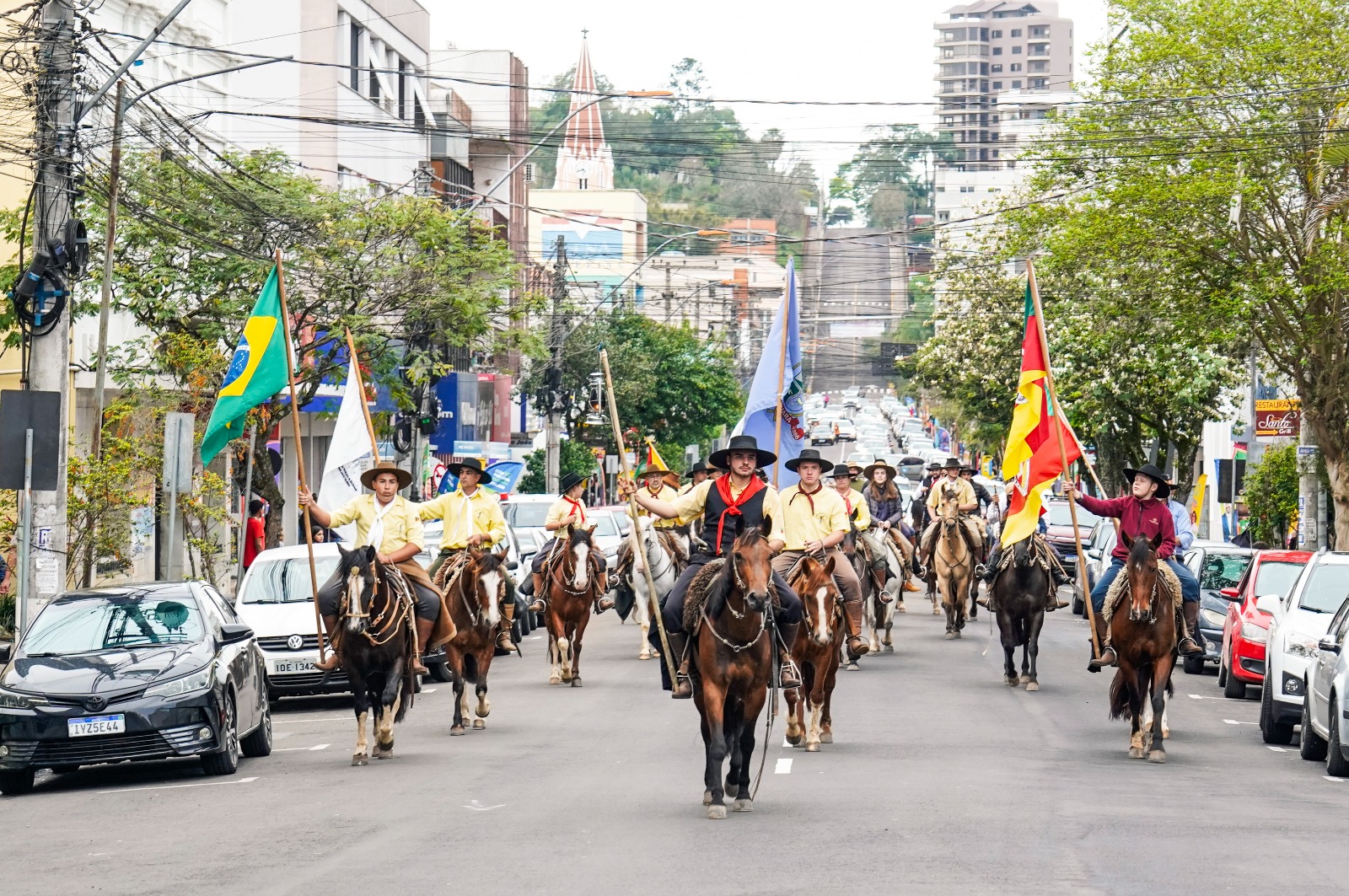 Festejos Farroupilhas do Paranhana iniciam nesta sexta-feira com condução da Chama Crioula e abertura oficial