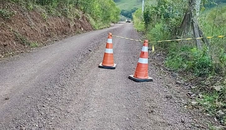 Estrada Geral de Arroio Grande será interditada para recuperação de trecho afetado pelas chuvas