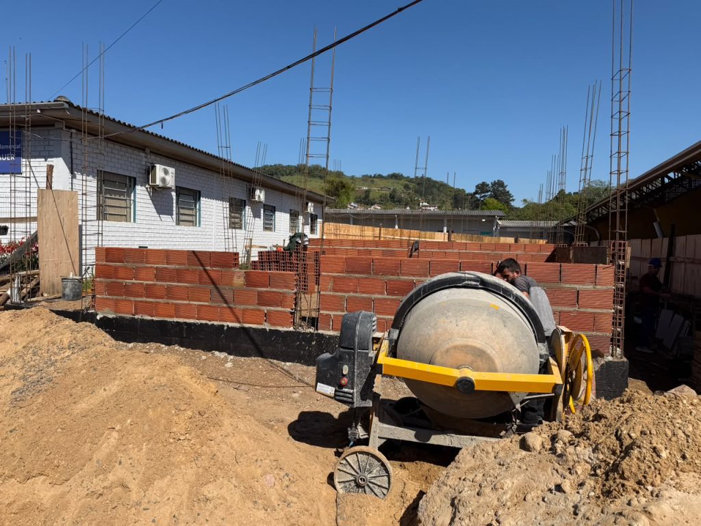 Com investimento de mais de R$ 1,2 milhão, seguem obras na EMEF Maltus Krumenauer, em Parobé